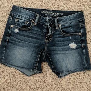 American Eagle cutoff jeans size 4